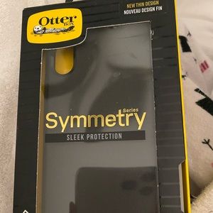 Otter Symmetry Sleek Protection for XR